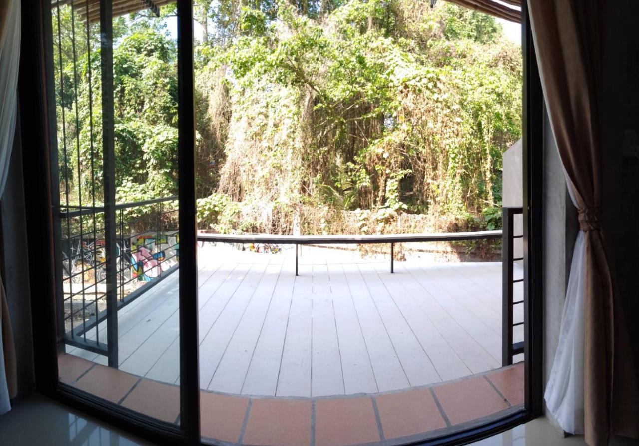 White Jail At Koh Tao Hostel Kültér fotó