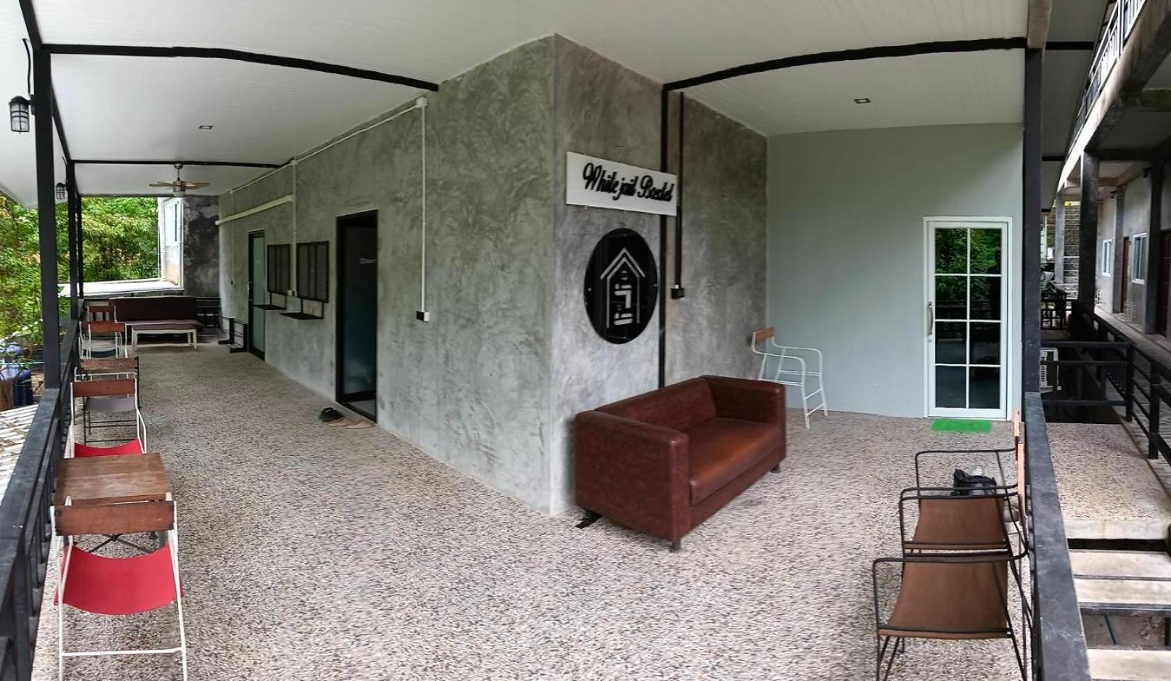White Jail At Koh Tao Hostel Kültér fotó