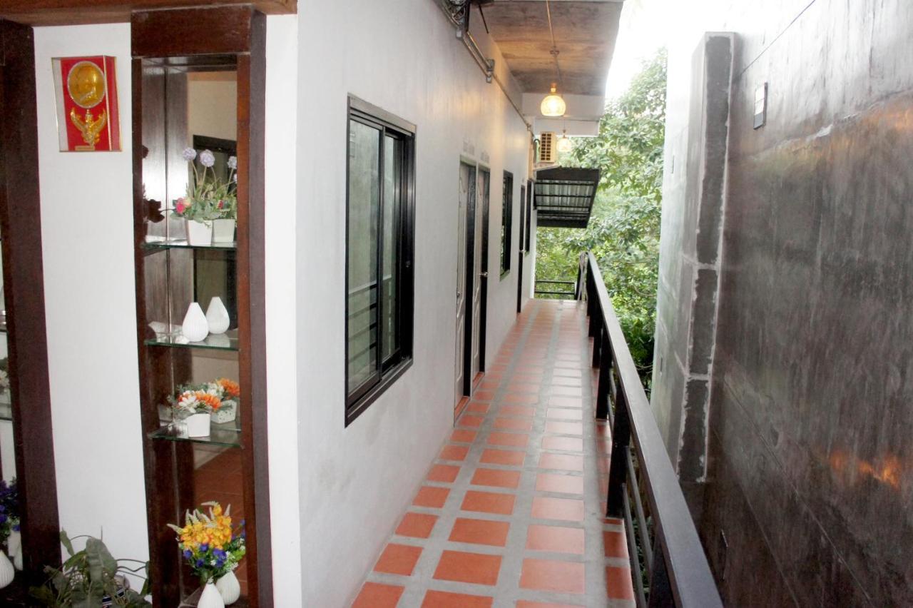 White Jail At Koh Tao Hostel Kültér fotó